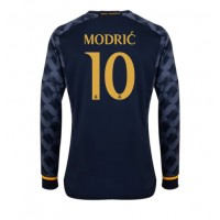 Real Madrid Luka Modric #10 Bortatröja 2023-24 Långa ärmar